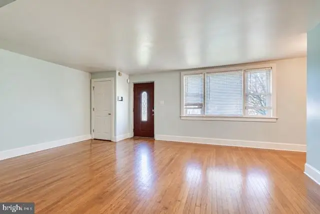 124 Albemarle Ave, Trenton, NJ 08638 - #3