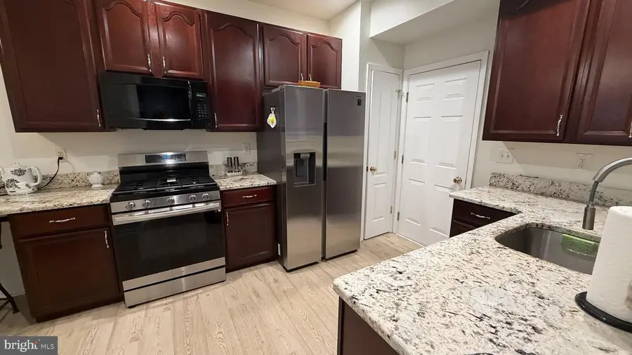 71 Heath Ct, Pennington, NJ 08534 - #2