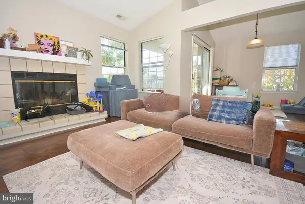 1312 Rustic Ct, TRENTON, NJ 08648