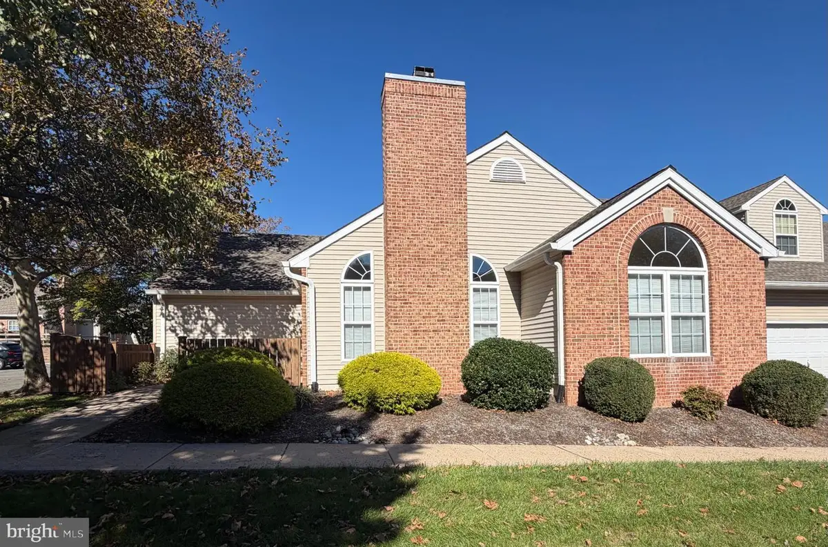 132 Woolsey Ct, Pennington, NJ 08534 - #1