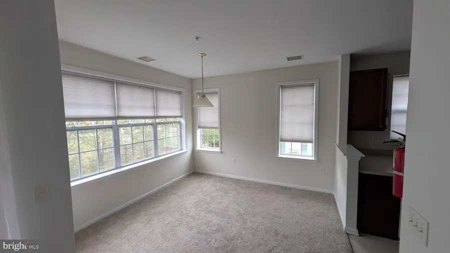 528 Timberlake Dr, Ewing, NJ 08618 - #3