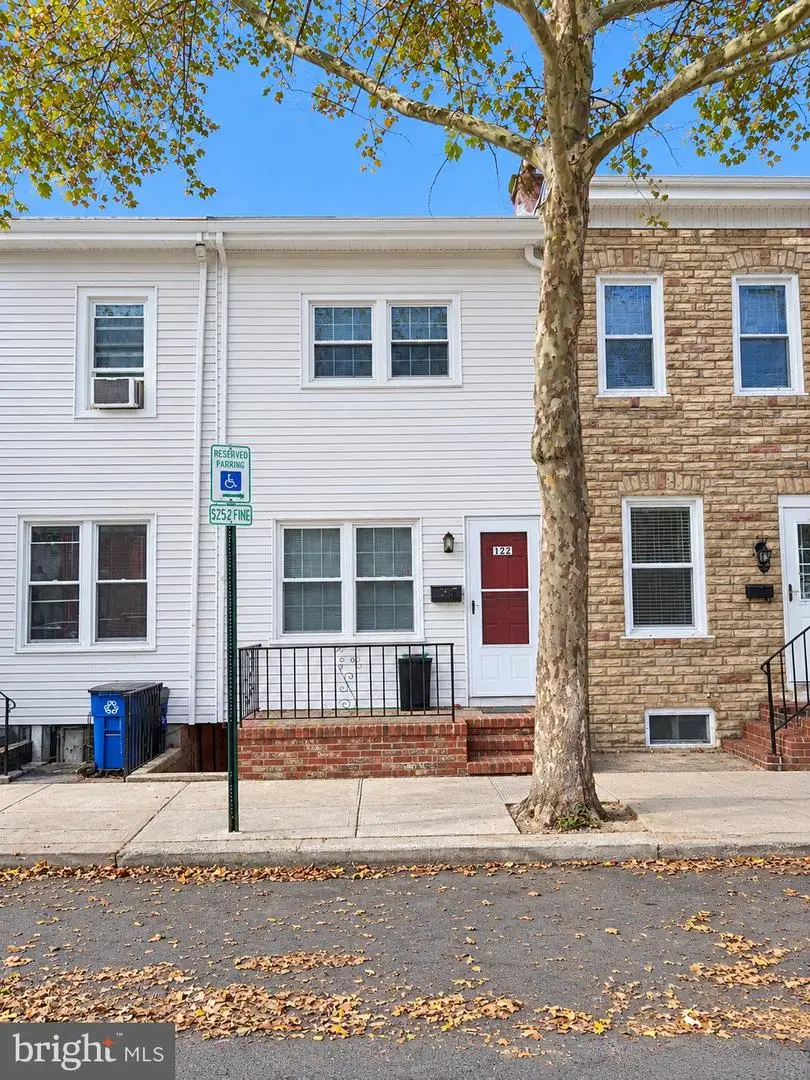 122 Hewitt St, Trenton, NJ 08611 - #1