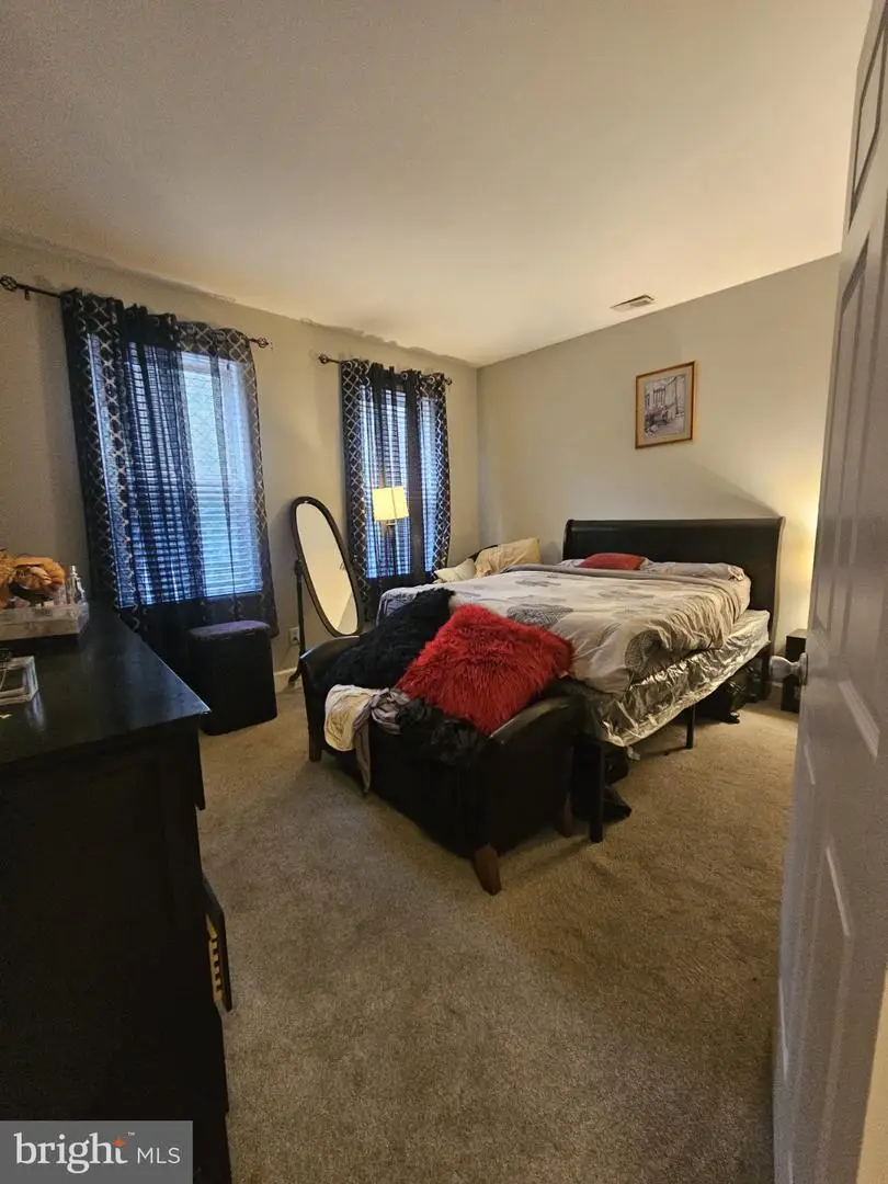 49 Livingston St, Trenton, NJ 08611 - #3