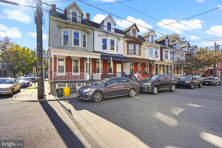 249 Tyler St, Trenton, NJ 08609 - #2