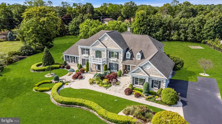 1 Ethan Dr, Farmingdale, NJ 07727 - Image #3