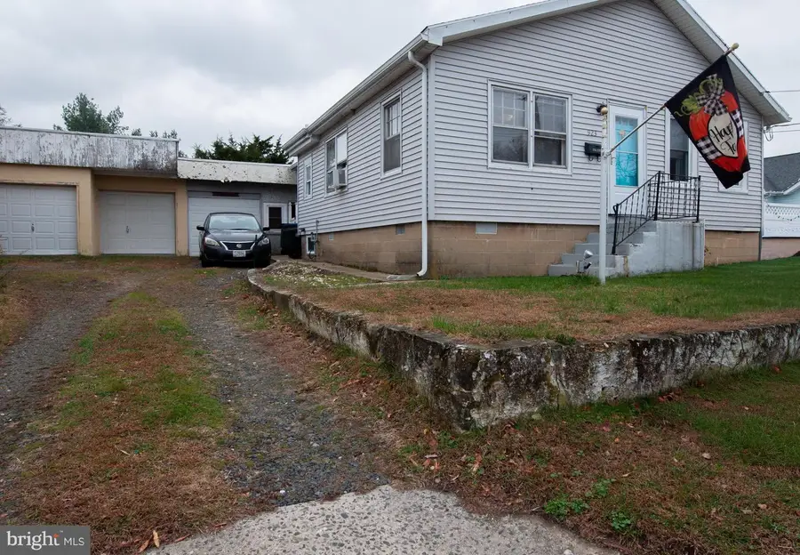 923 Woodland Ave, Belmar, NJ 07719 - Image #2