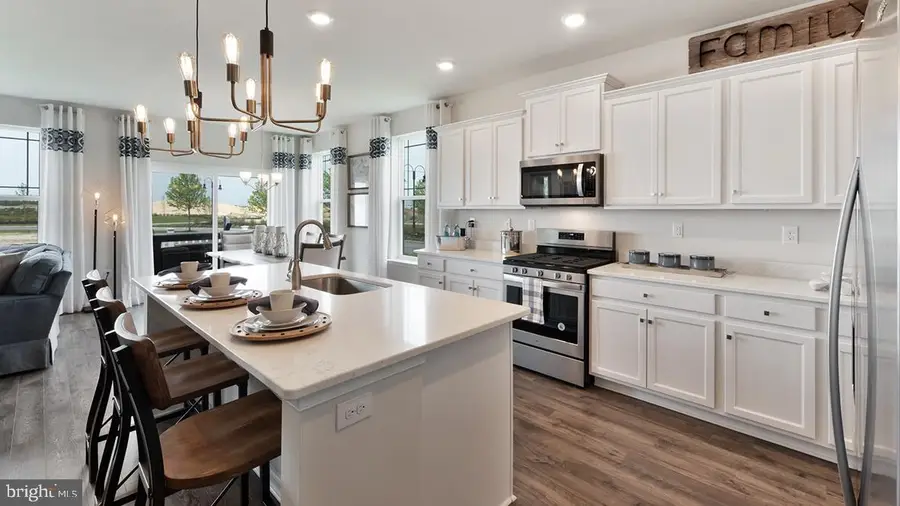 22 Georgetown Dr, Freehold, NJ 07728 - Image #3