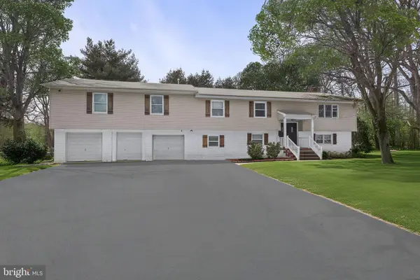 59 Sunnyside Road, HOWELL, NJ 07731
