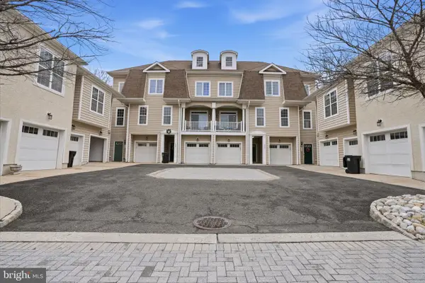 707 Abby Rd, MIDDLETOWN, NJ 07748