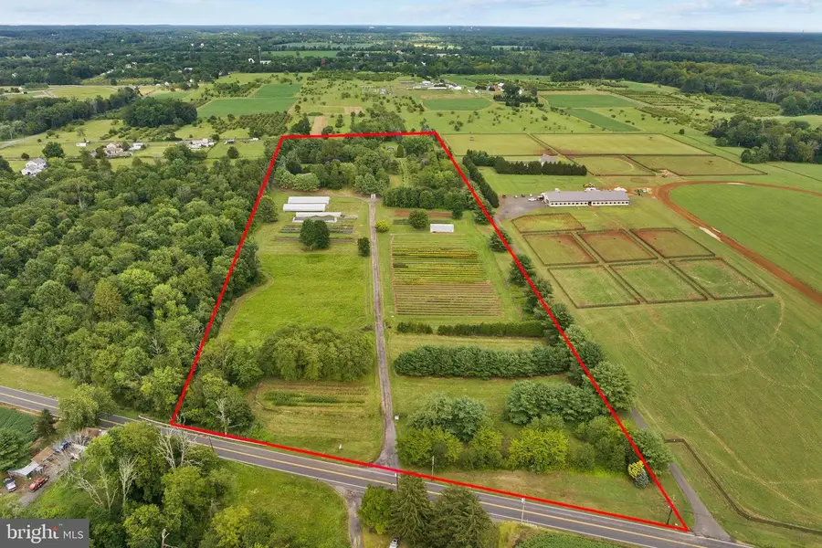 95 Holmes Mill Rd, Cream Ridge, NJ 08514 - #2