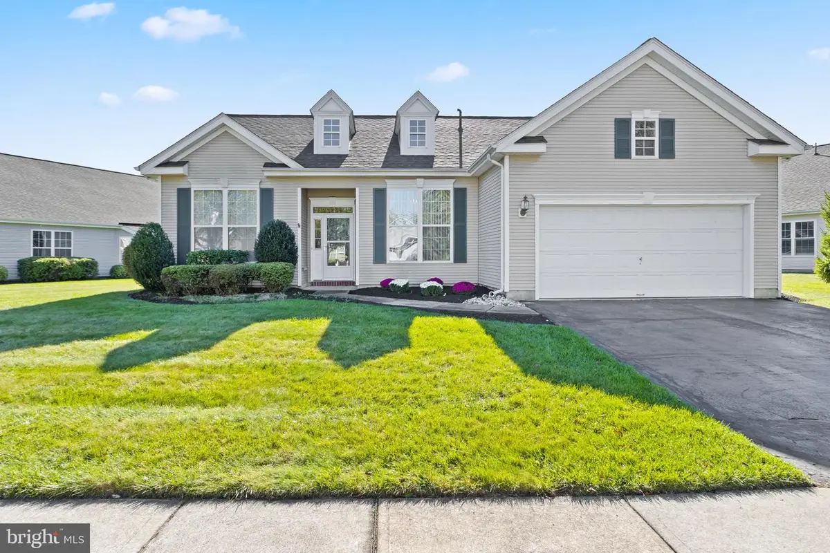 33 Bunker Hill Dr, Allentown, NJ 08501 - #1