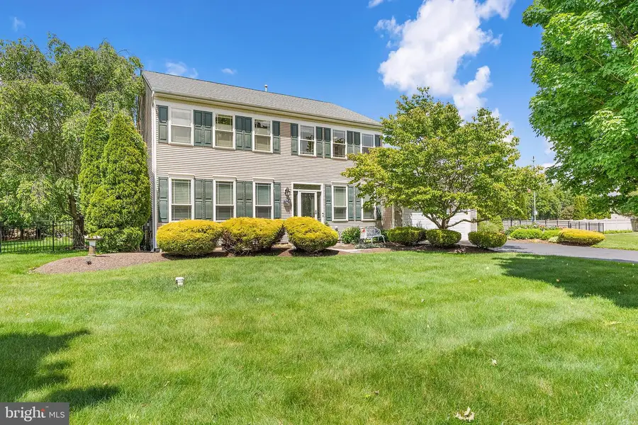 61 Cliffwood Dr, Allentown, NJ 08501 - #2