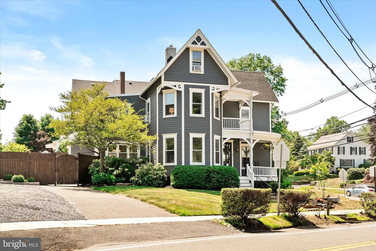 1 High St, Allentown, NJ 08501 - #1