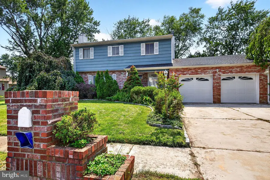 717 Doris Ter, Neptune, NJ 07753 - #2