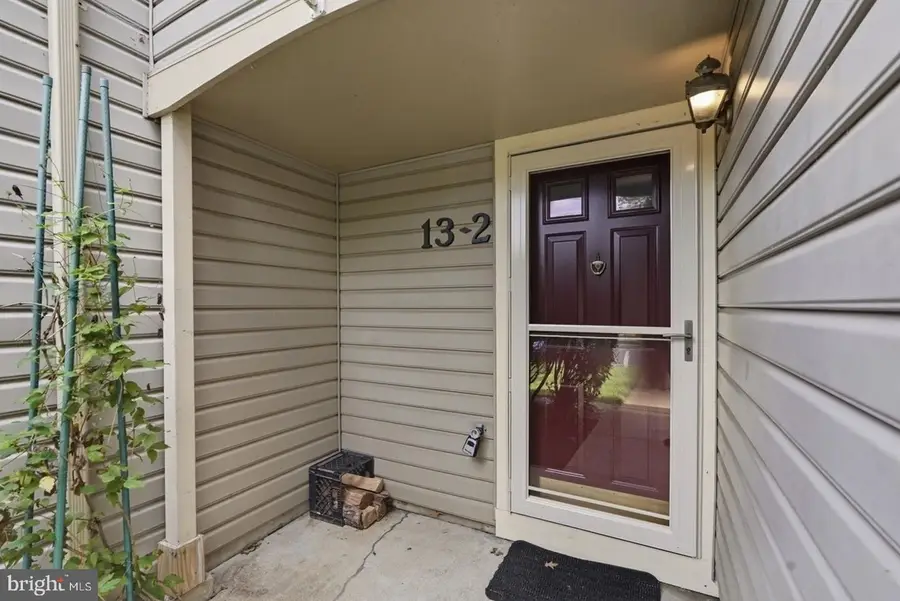 13-2 Stuart Dr, Manalapan, NJ 07726 - #2