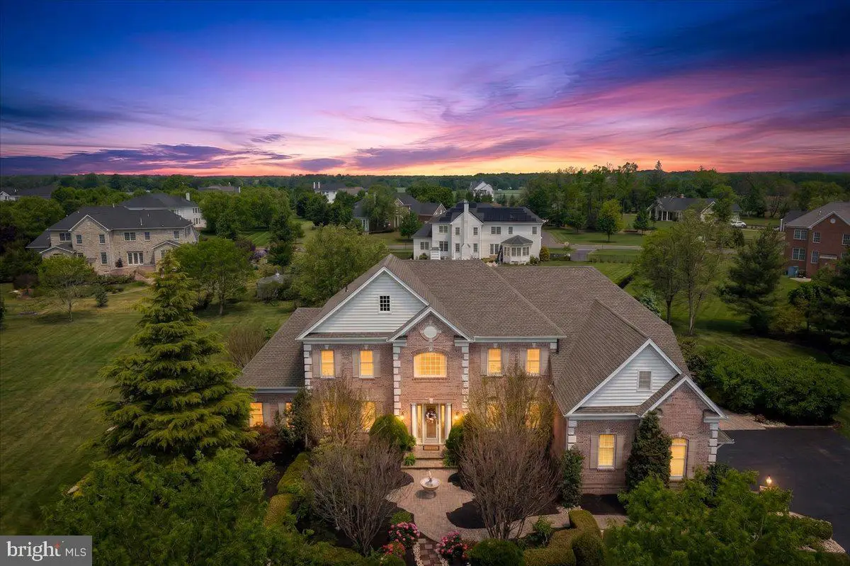 4 Apple Blossom Ln, Cream Ridge, NJ 08514 - #1