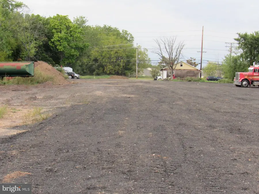 309 E State Route 33, Manalapan, NJ 07726 - #3