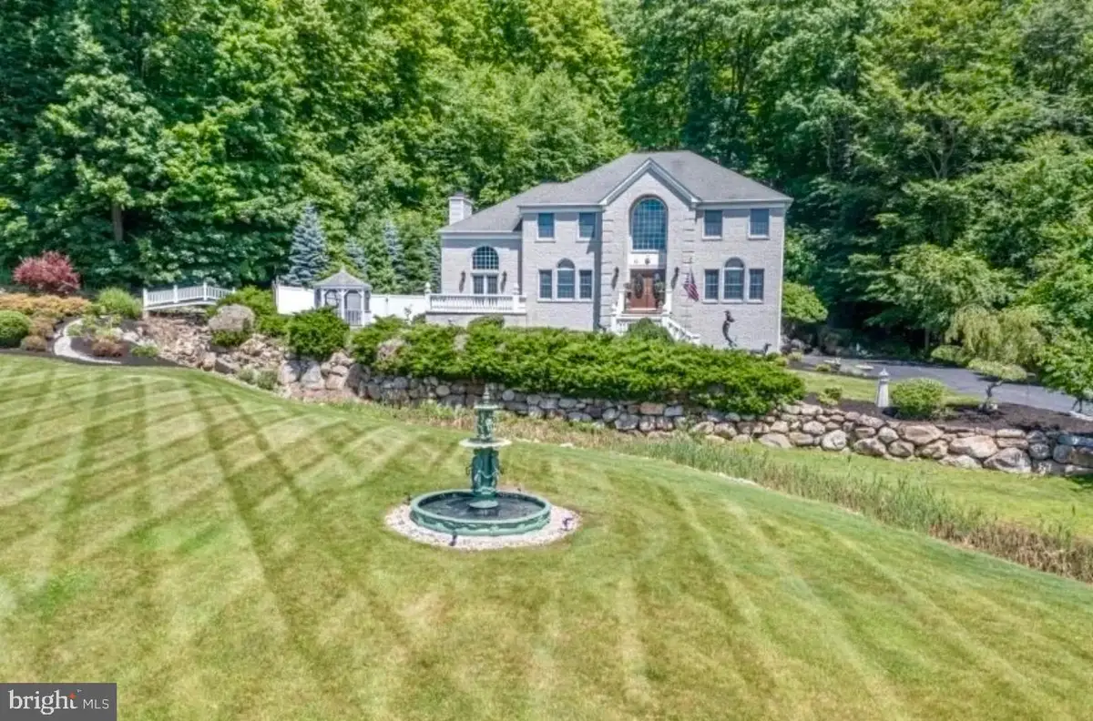 12 Upper Lake Rd, Oak Ridge, NJ 07438 - Image #1