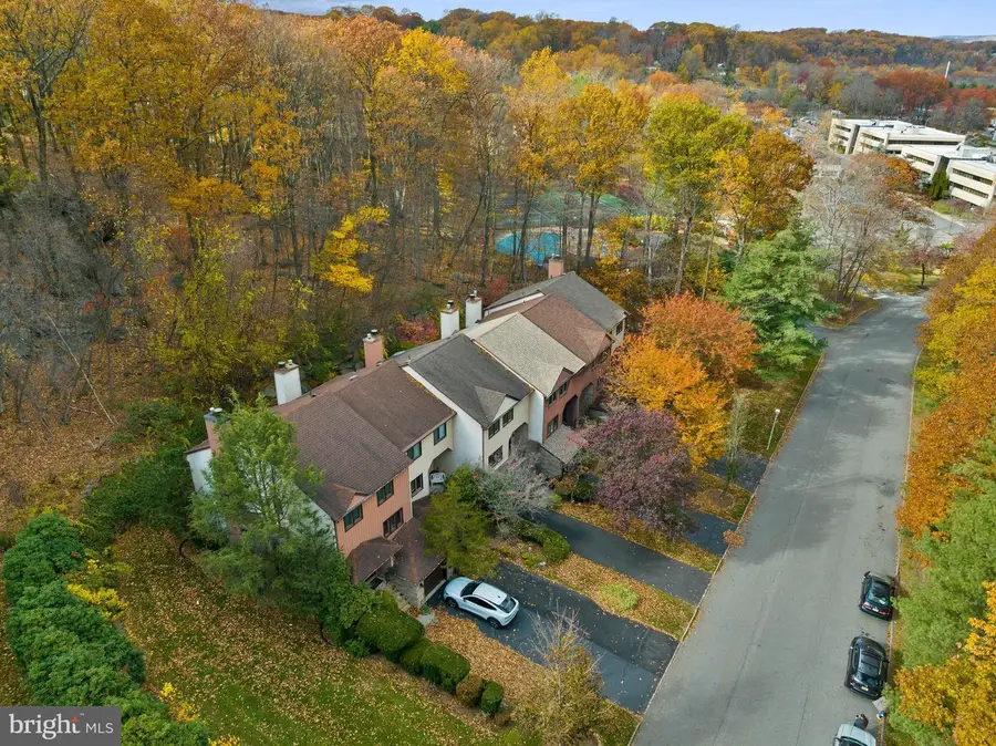 97 Continental Rd, Morris Plains, NJ 07950 - Image #3