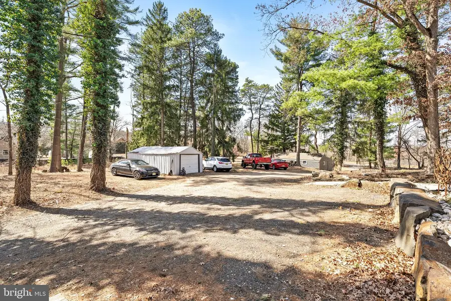 163 Dutch Rd, East Brunswick, NJ 08816 - Image #3