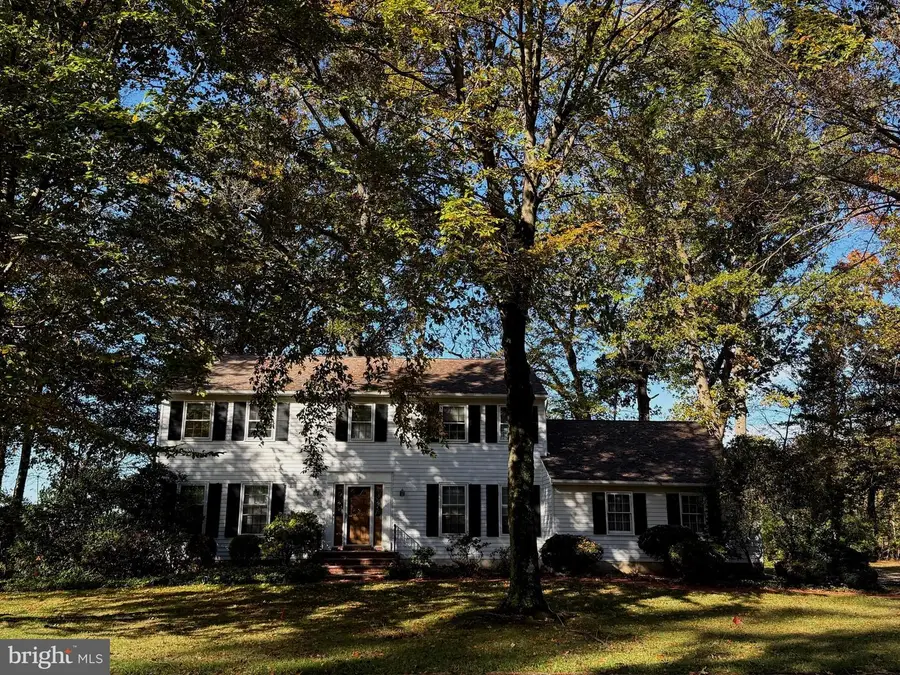 3 Beechtree Ln, Plainsboro, NJ 08536 - Image #2