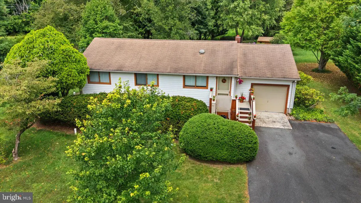 260 Friendship Rd, Cranbury, NJ 08512 - Image #1