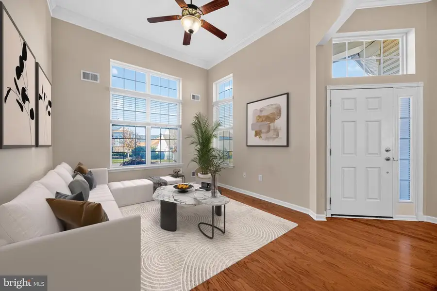 24 Fisher Island Ct, Monroe Township, NJ 08831 - Image #2