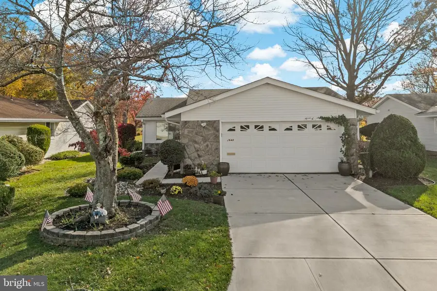 264-a Glen Rd, Monroe Township, NJ 08831 - Image #2