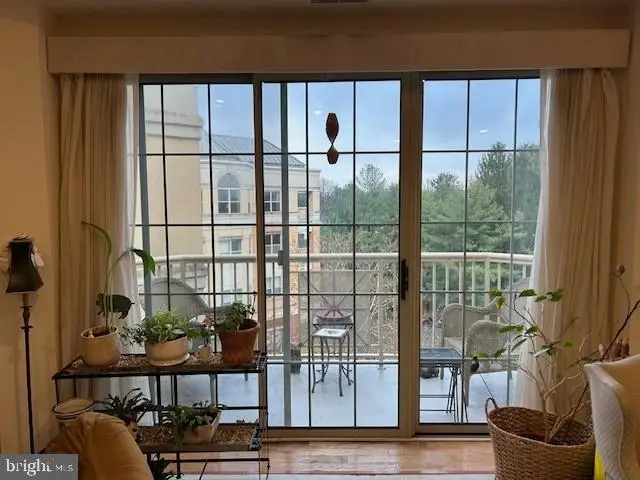 2416 Windrow Dr, Princeton, NJ 08540 - Image #2