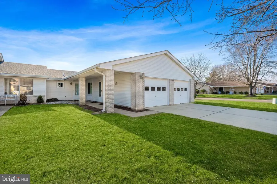 801-b Pompton Rd, Monroe Township, NJ 08831 - Image #2