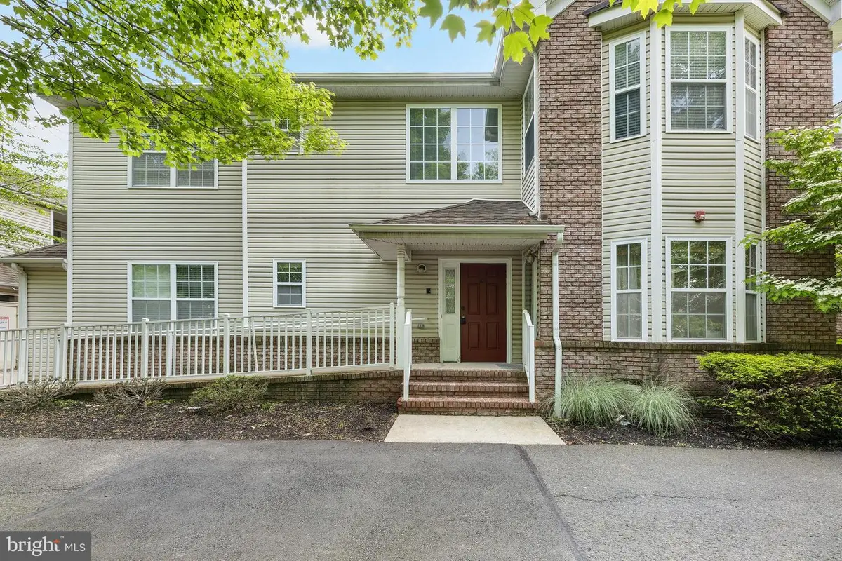 107 Forest Dr, Piscataway, NJ 08854 - Image #1