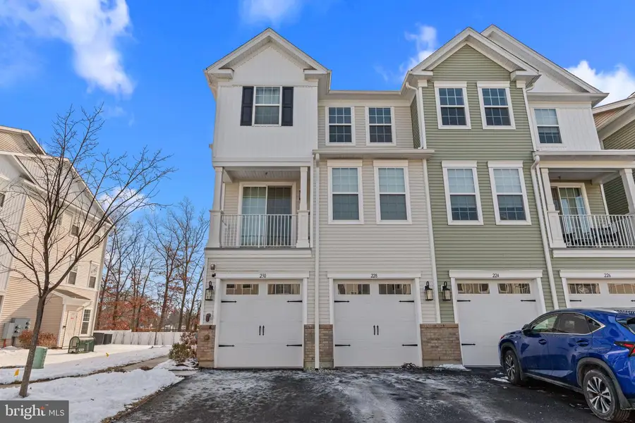 228 Park Ln, Dunellen, NJ 08812 - #2