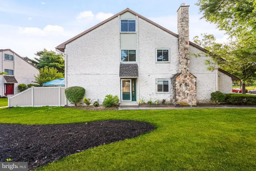 99 Thoreau Dr, Plainsboro, NJ 08536 - Image #3