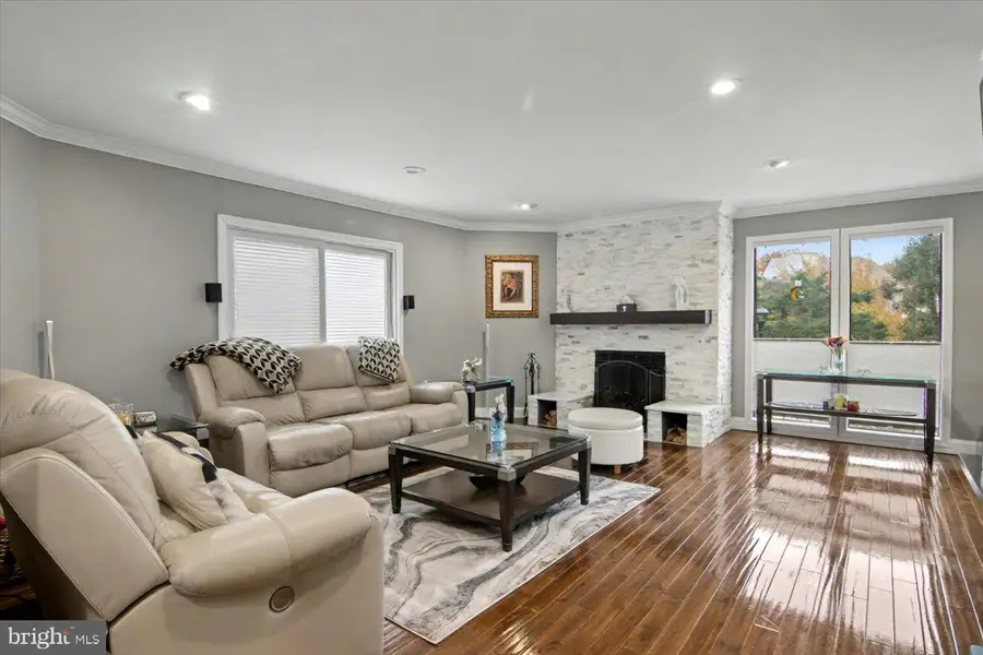 120 Diamond Ln, Old Bridge, NJ 08857 - Image #3