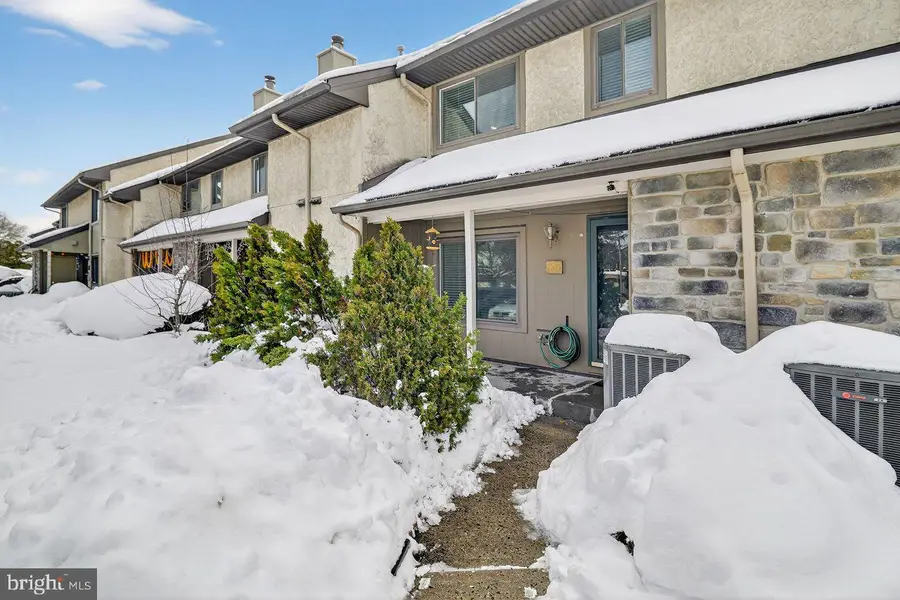 136 Hampshire Drive, Plainsboro, NJ 08536 - #2