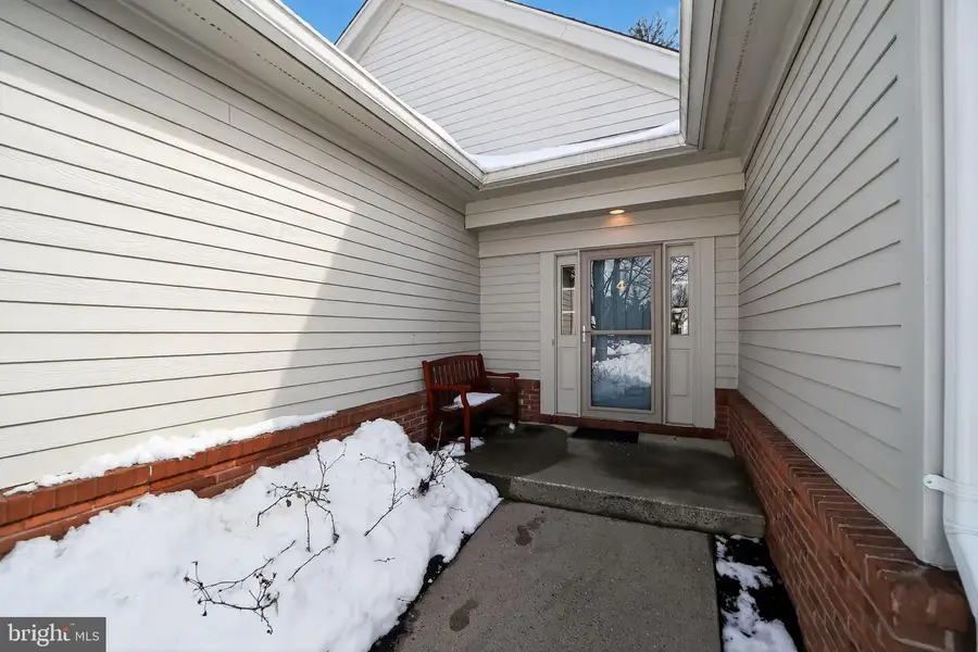 4 Empress Ct, Princeton, NJ 08540 - #3