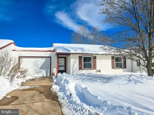 149-b Maclura Plz, MONROE TOWNSHIP, NJ 08831