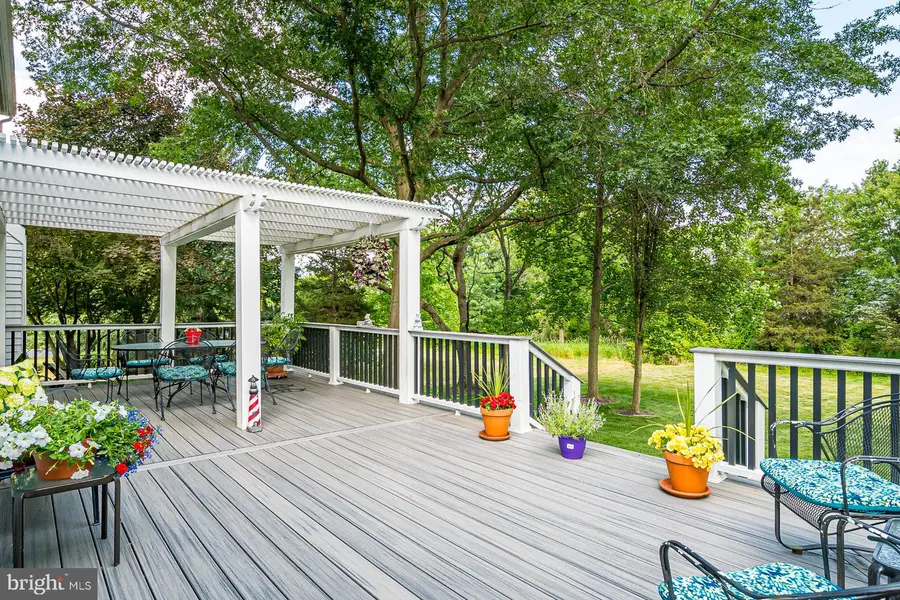 3 Clinton Ct, Kendall Park, NJ 08824 - #2