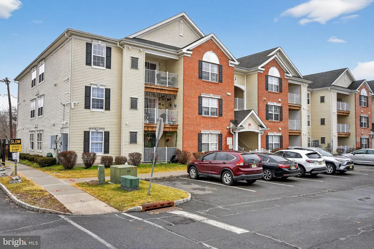 1332 Fernwood Ct, New Brunswick, NJ 08901 - #1