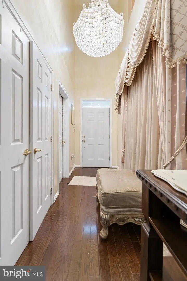 7 Spring Dr, Dayton, NJ 08810 - #3