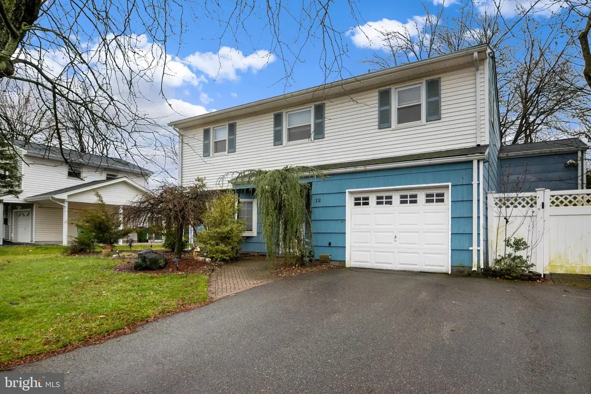 12 Kester Dr, Edison, NJ 08817 - #1
