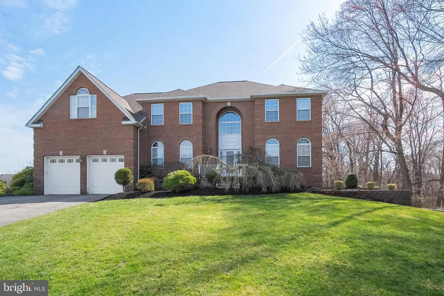 6 Lawrence Ct, Monroe, NJ 08831 - #2