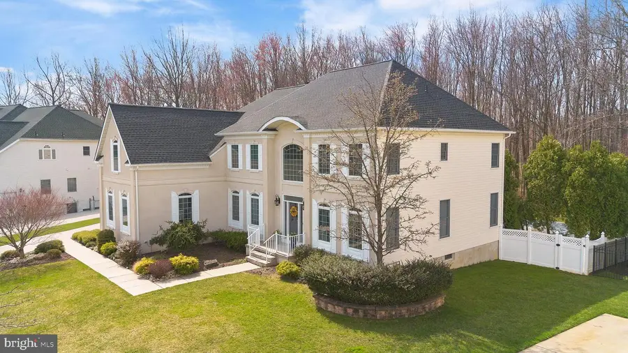 9 Stonegate Dr, Monroe, NJ 08831 - #2