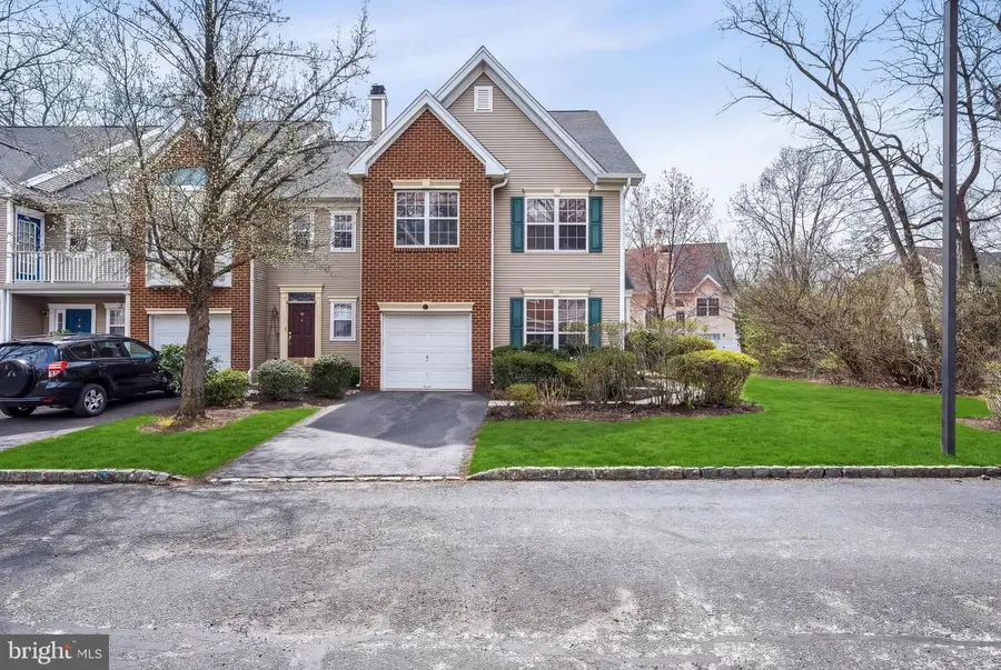 12 Hopkins Ct, Plainsboro, NJ 08536 - #2