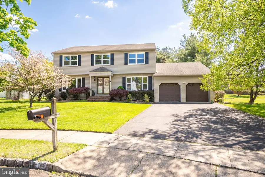 14 Dov Place, Kendall Park, NJ 08824 - #3