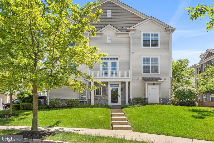 2105 Ethan Ln, Highland Park, NJ 08904 - #2