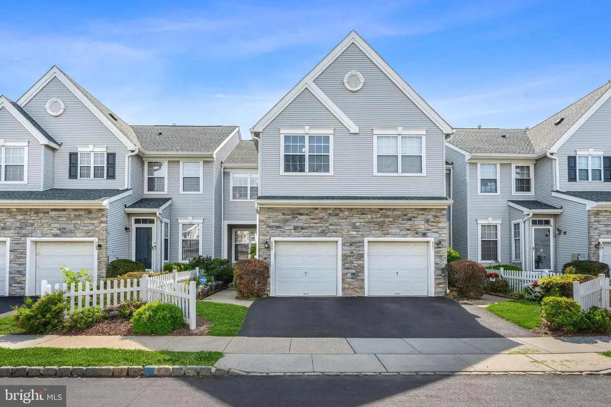 804 Dahlia Circle, Dayton, NJ 08810 - #1