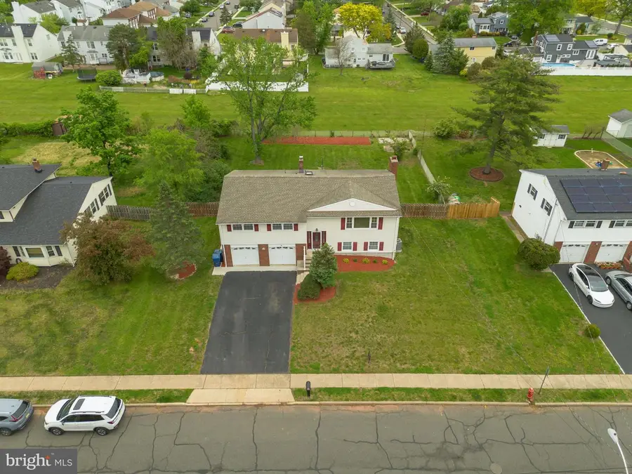 1305 Carlisle Rd, North Brunswick, NJ 08902 - #3