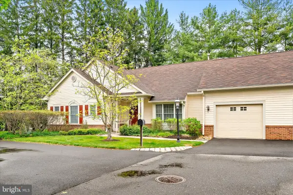 4 Douglas Fir Ct, PRINCETON, NJ 08540