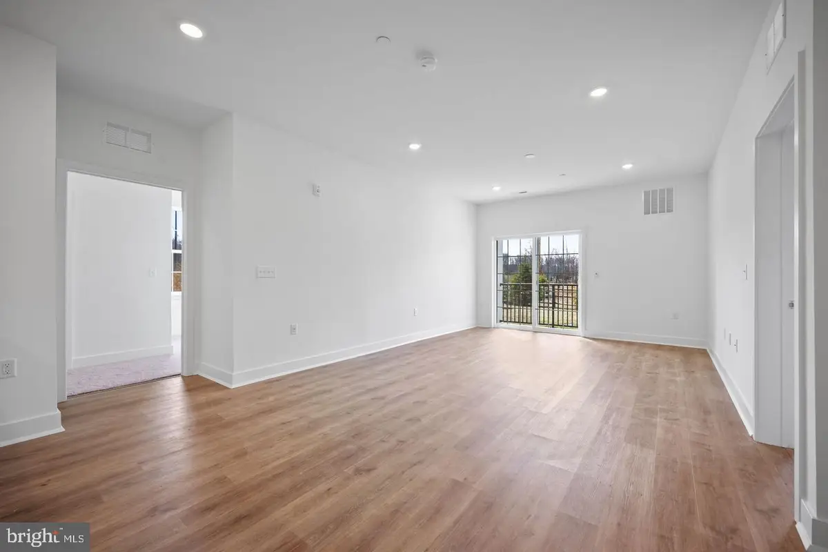 29305 Radford Ct, Monroe, NJ 08831 - #1